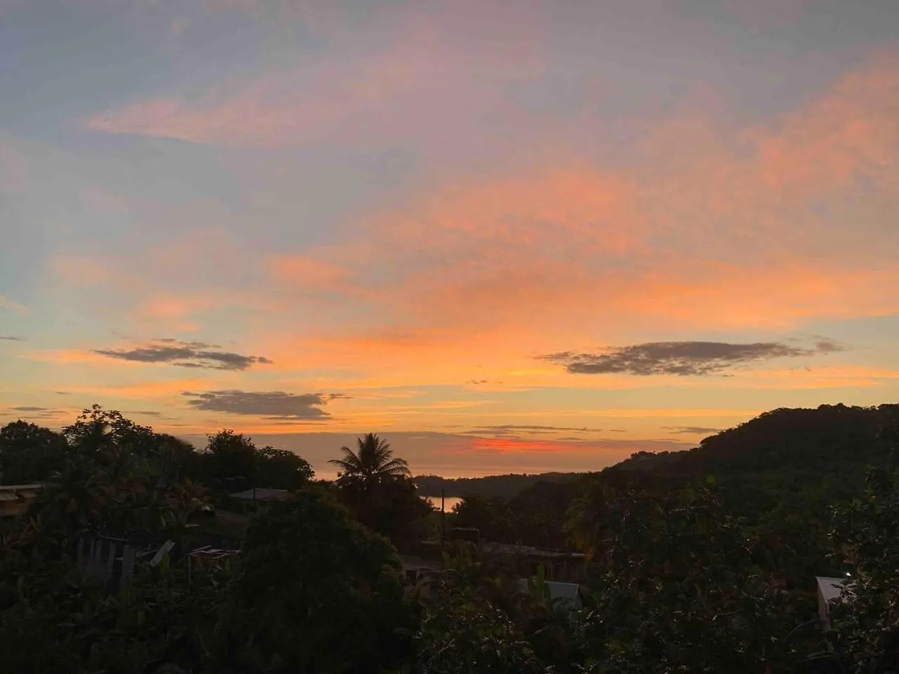 Serenity 2-Bed Apartment In Port Antonio